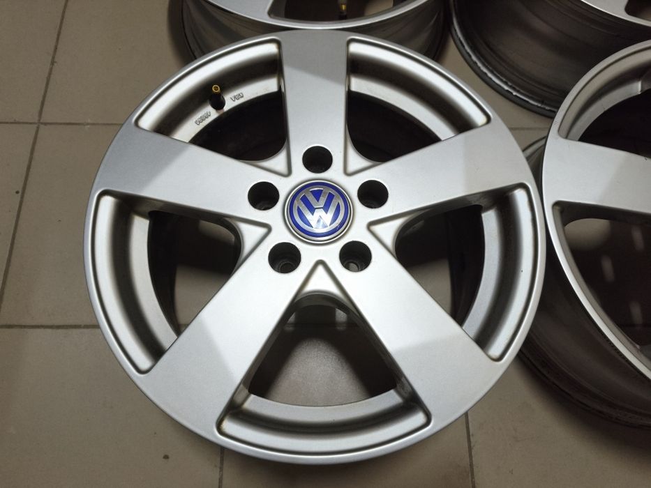 Диски R16 5/112 Dezent