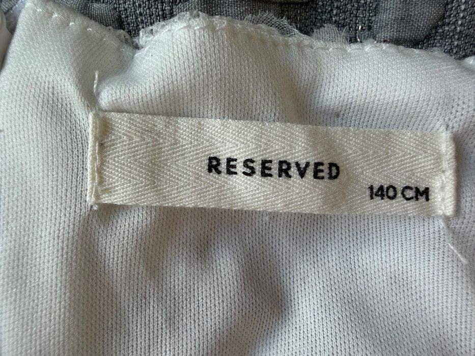 Biała świąteczna sukienka RESERVED
