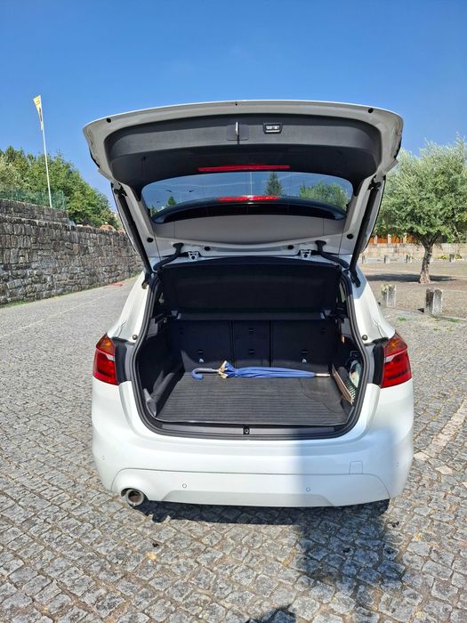 BMW 216d Active Tourer Advantage