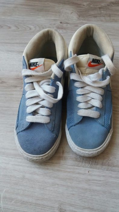Buty firmy NIKE.