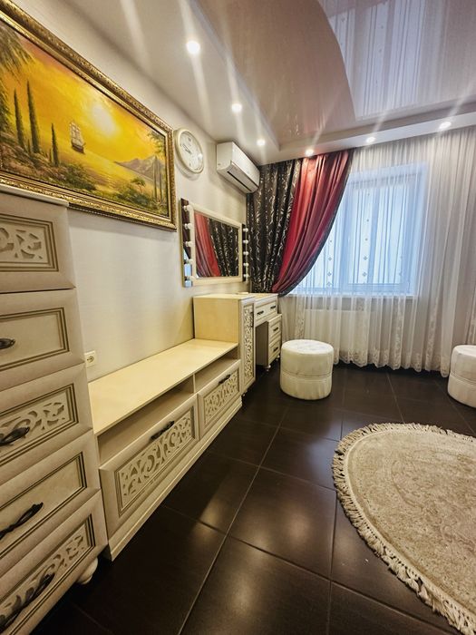 2 этажный дом  4-к  в районе улицы Луговской