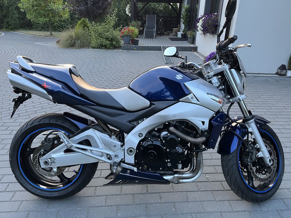Suzuki GSR 600 z 2007 roku znakomity stan techniczny