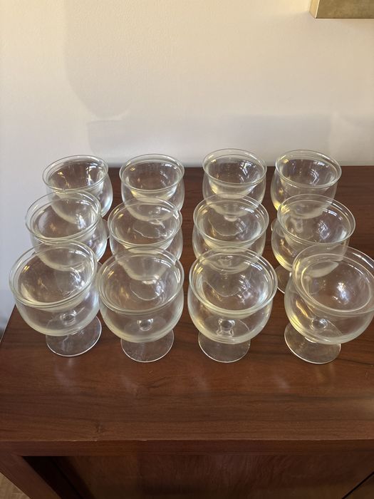 12 taças de vidro para cocktail de marisco. Impecáveis