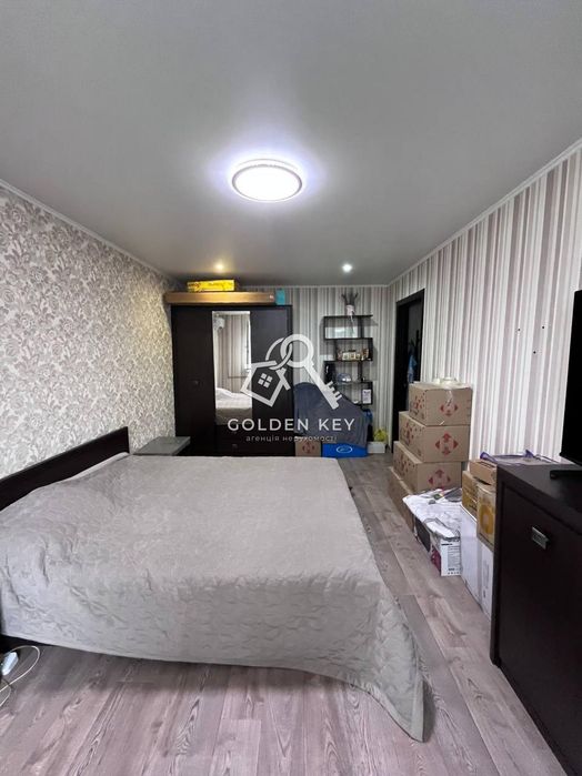 Продаж двокімнатної квартири по пр-т Миру