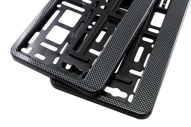 Ramka ramki pod tablice rejestracyjne 2szt carbon karbon
