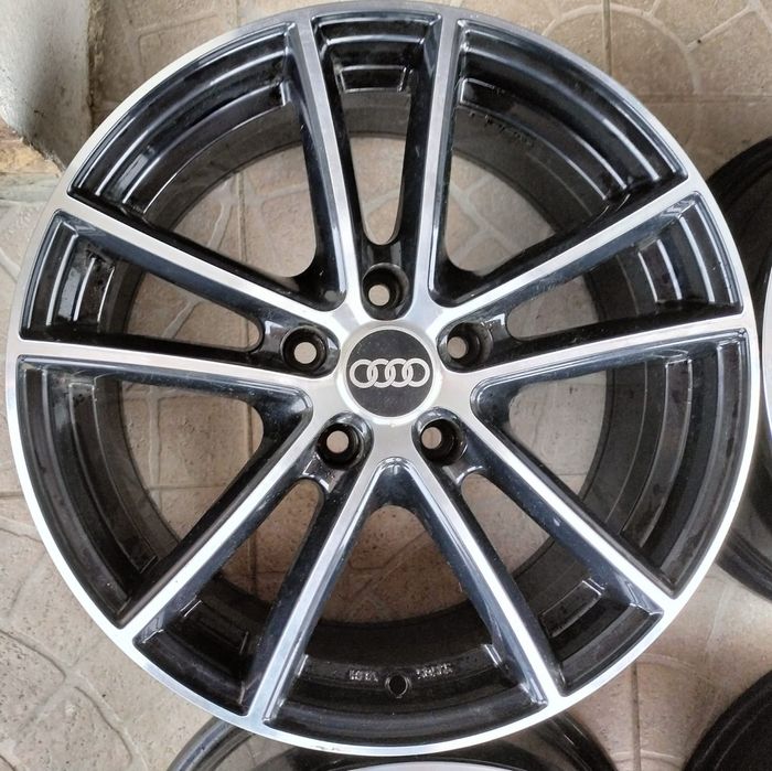 Felgi aluminiowe Audi A3 A4 A6 A8 Q3 Q5 7,5x17 ET45 5x112