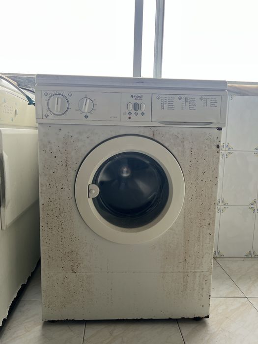 Máquina de lavar a roupa