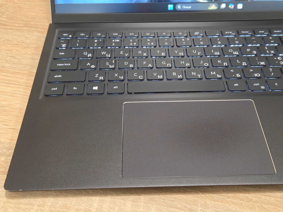 Ноутбук Dell Vostro 15.6" 5515 Ryzen 7-5700U/16GB/SSD 512GB /Win 11P