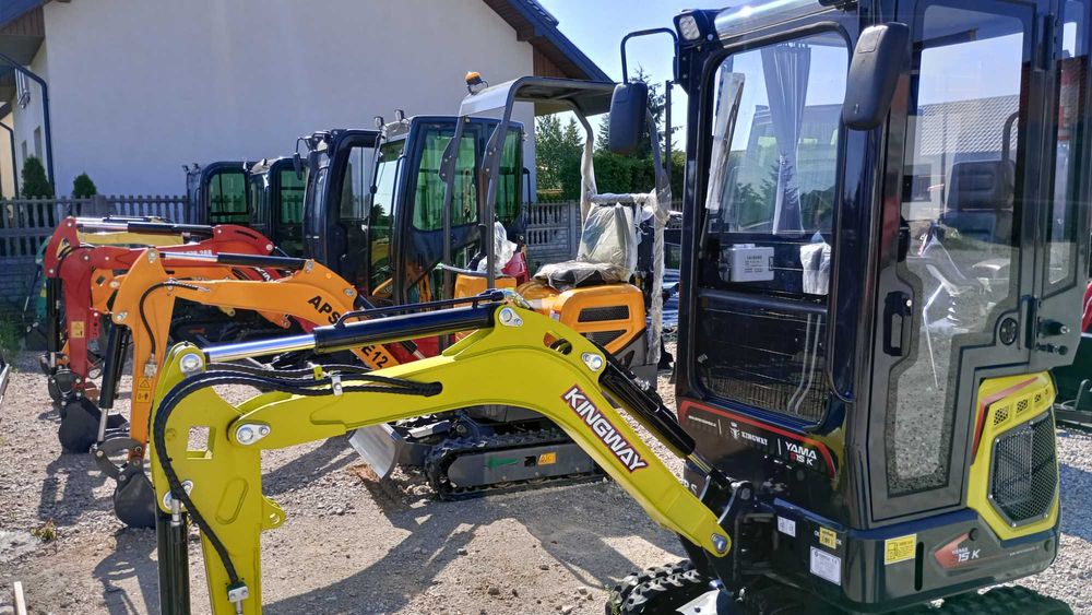 Minikoparka z kabina na yoistick , silnik KOOP