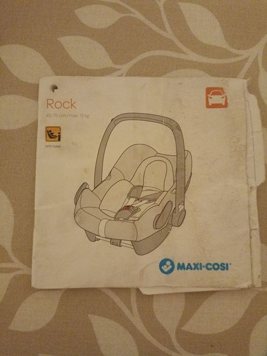 Fotelik maxi Cosi wraz z bazą isofix od urodzenia