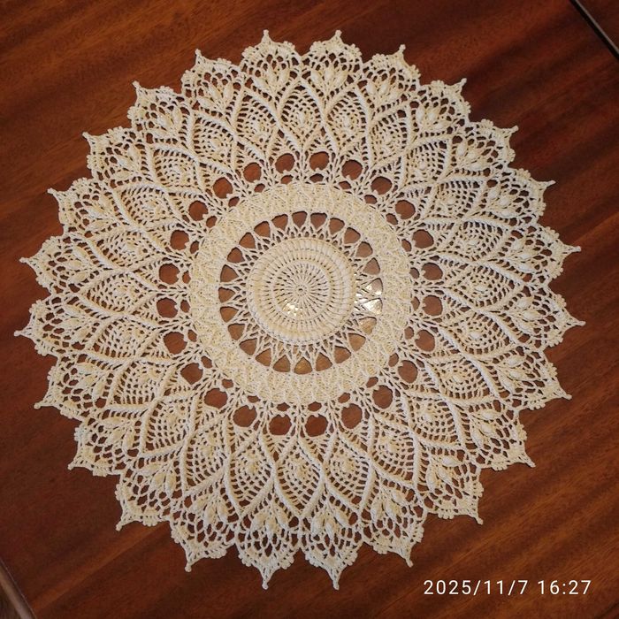 Серветка гачком салфетка 43см крючком колір топленого молока,молочний.