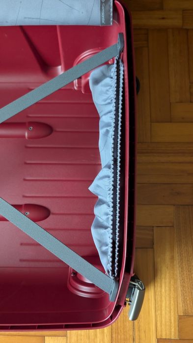 Mala de Viagem Rígida Samsonite F'Lite Comfort Spinner 82cm