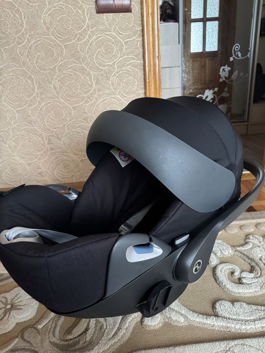 Автокрісло Cybex Cloud Z+