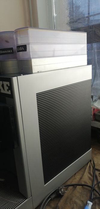 Franke Pure Typе 648, модель C2M 1P H CE W.
В 
В