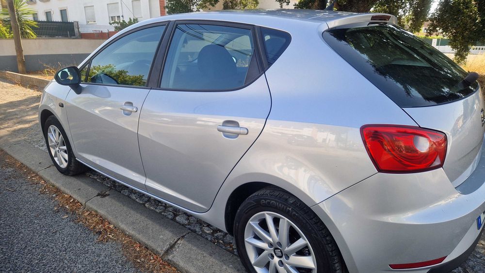 Seat Ibiza 1.4tdi 90cvs 5 portas 5 lugares 12/2016 Nacional