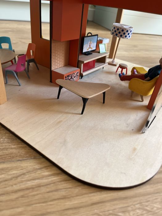 Domek dla lalek djeco z pelnym wyposazeniem