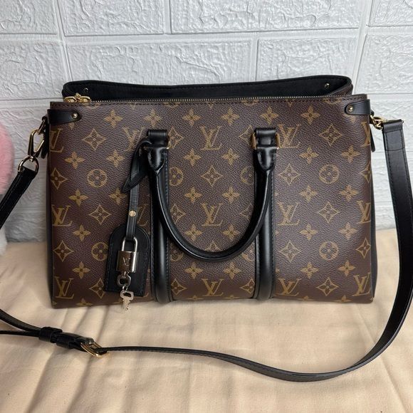 Mala  Louis Vuitton Soufflot MM