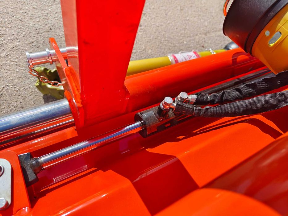 Triturador Pesado Hidr. 2m CERVO-200 - p/trator 60-100cv NOVO c/CARDÃ