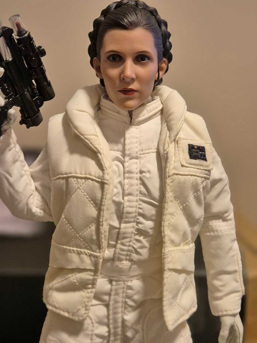Figurka Star Wars Princess Leia (Hoth) 1/6 Hot Toys MMS423
