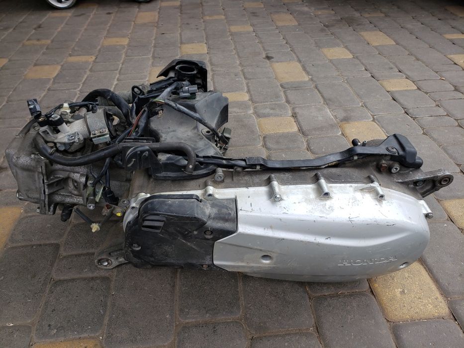 Продам двигун розборка запчастини скутер HONDA Sh 125сс 150і 300і