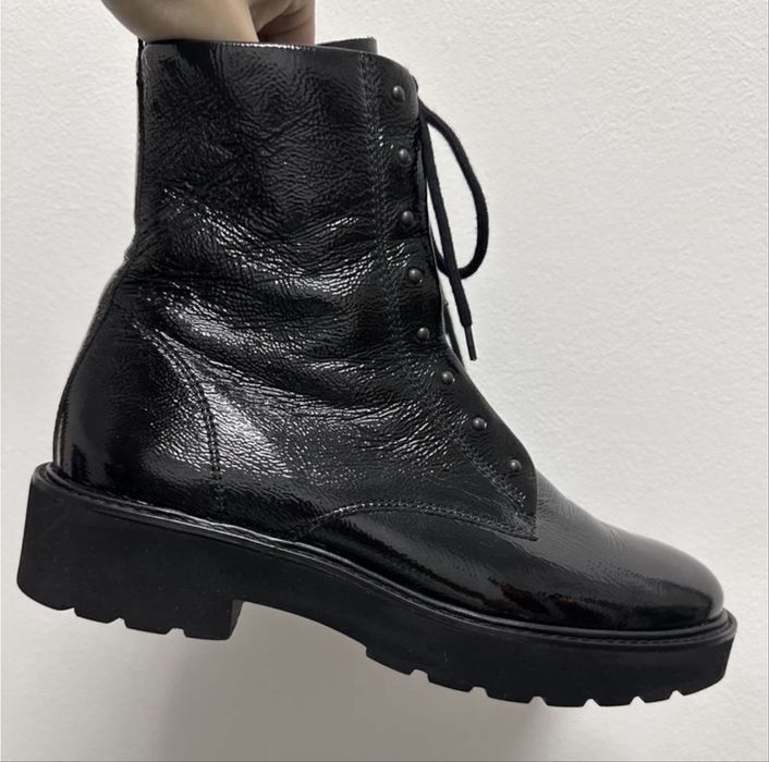 Чоботи шкіряні лакові Paul Green