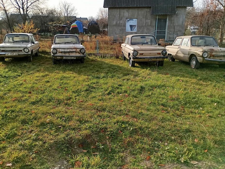 ЗАЗ 968 є чотири