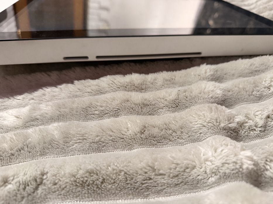 Apple iMac 21.5/27” (2011) — алюмінієвий, оригінал