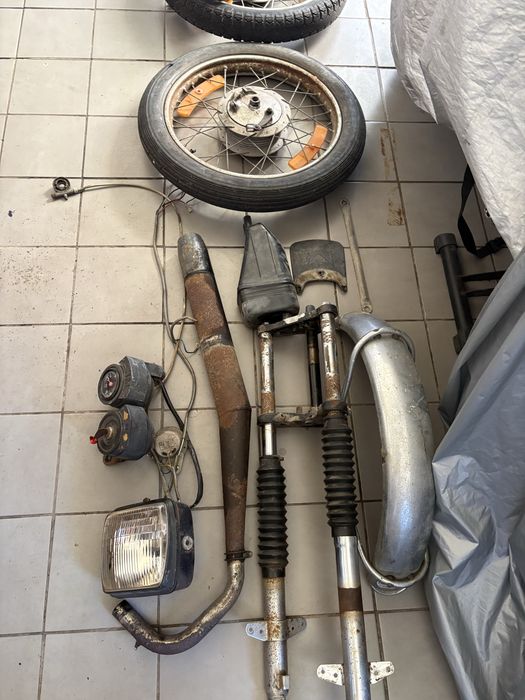 M83 roda frente , contadores e mais pecas