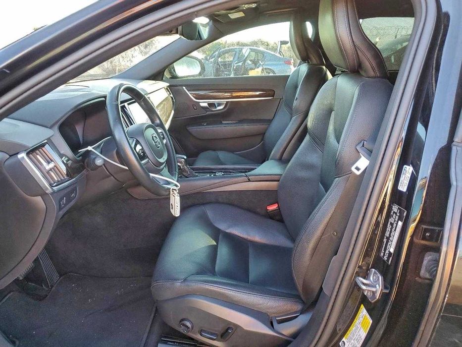 Volvo S90 T5 Momentum 2019