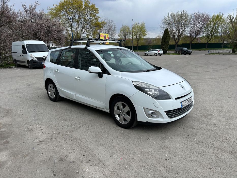 Renault Grand Scenic 1,5 дизель білий