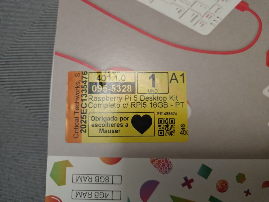 Raspberry Pi 5 16GB Desktop Kit NOVO