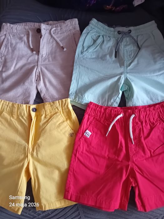 Krótkie spodenki 9 sztuk rozmiar 110