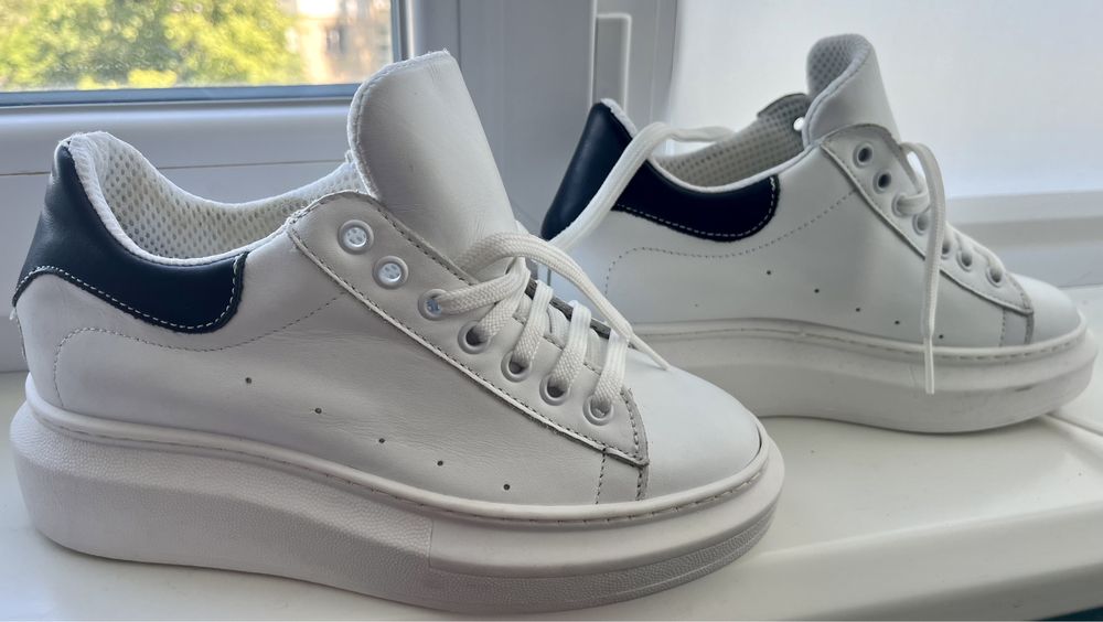 Кроссовки Vera Pelle