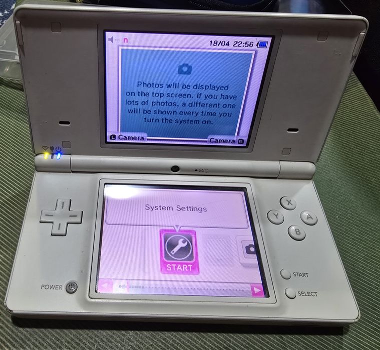 Nintendo DSi branca