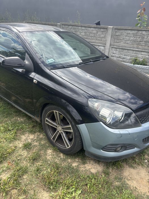 Opel astra h gtc 1.9cdti