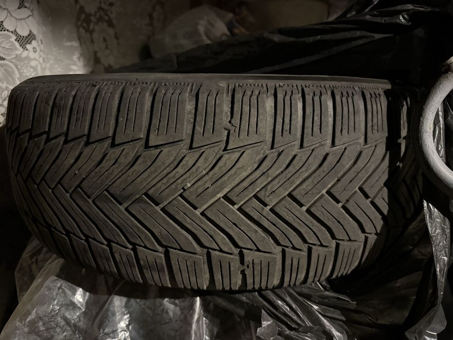 Резина Michelin Alpin 6 215/55 17