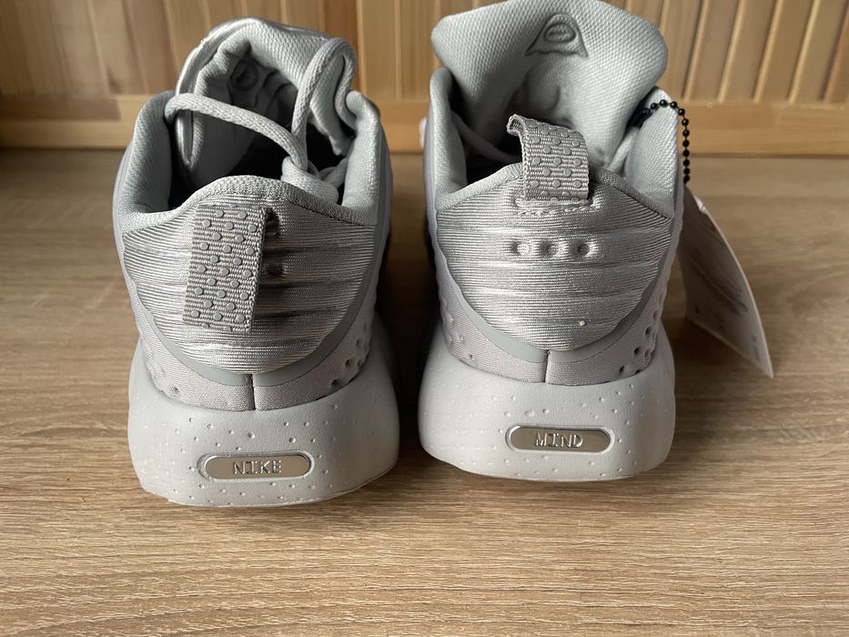 Кросівки Nike Mind 002 Light Grey