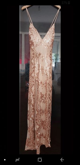 Vestido de cerimonia dourado