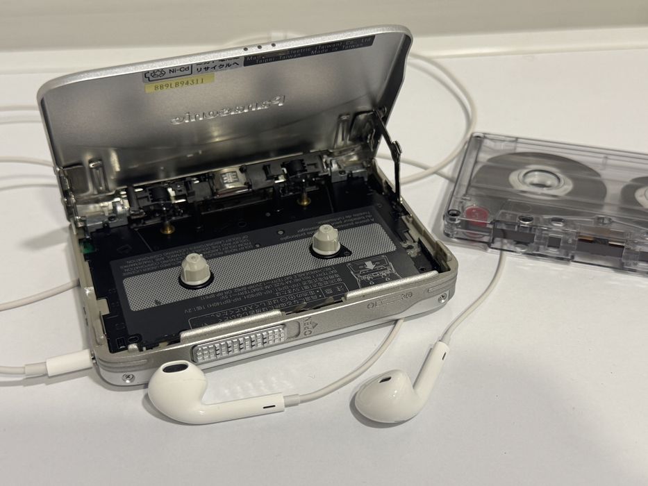 Касетний плеєр Panasonic RQ SX 71