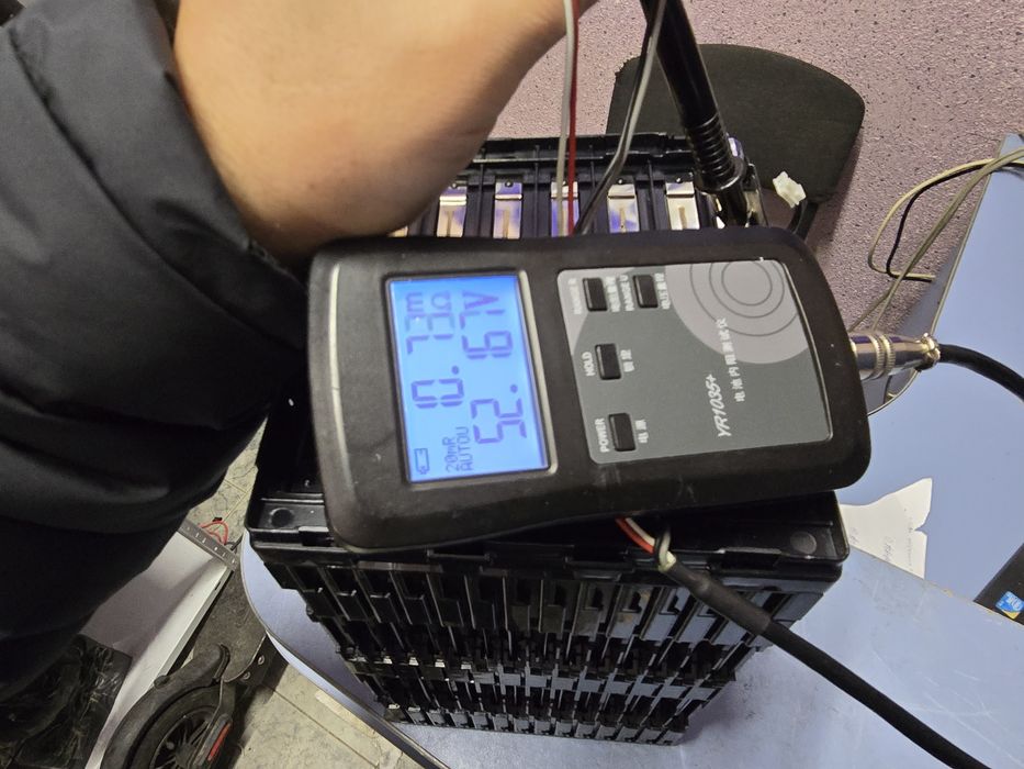 Акумуляторна збірка LF Chem  14s1p 51.2v 30Ah