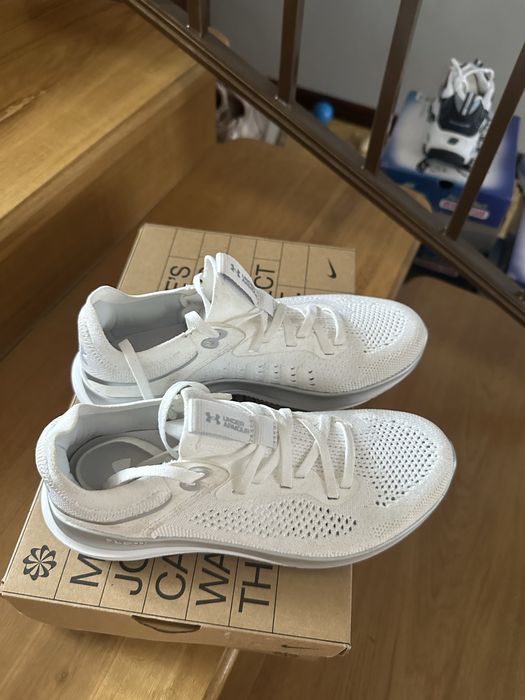 Кросівки under armour 3024786-101 оригінал білі р.35,5
