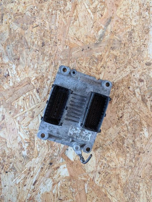 KOMPUTER STEROWNIK SILNIKA OPEL MERIVA A CORSA D 1.4 55353613