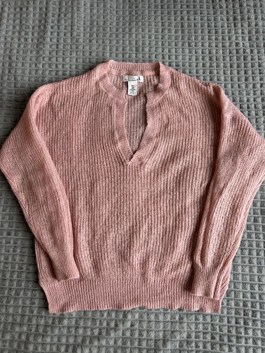 Свитерок легкой вязки