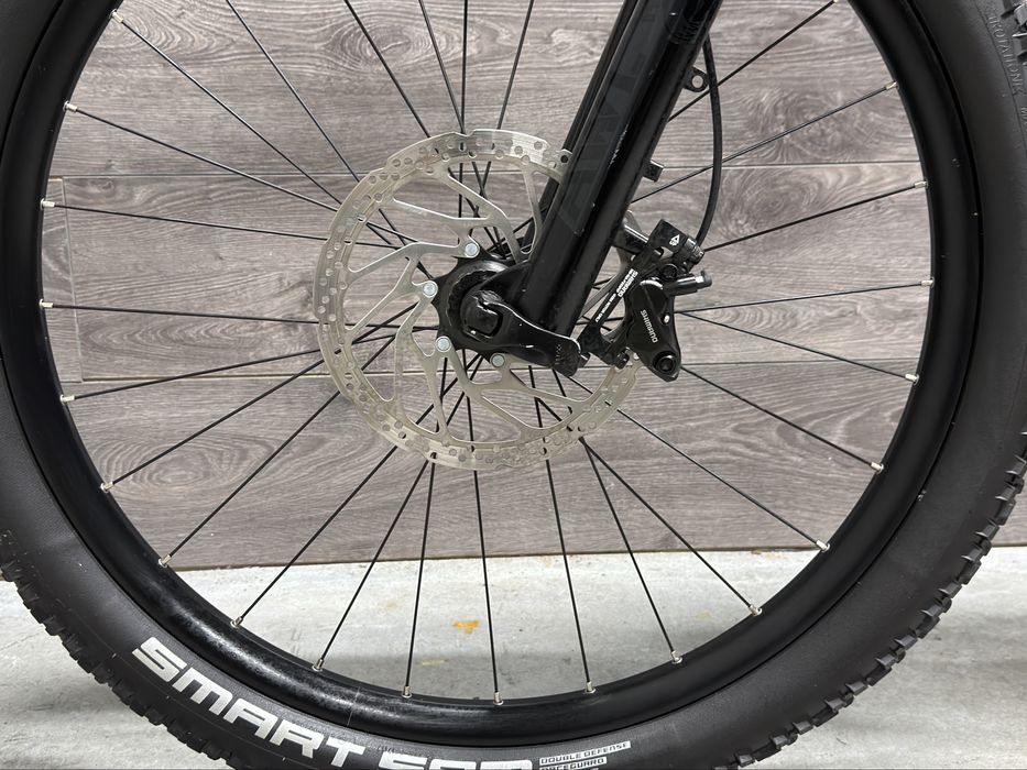 Гірський електровелосипед Cube ( рама S колеса 27.5) BOSCH ,FOX