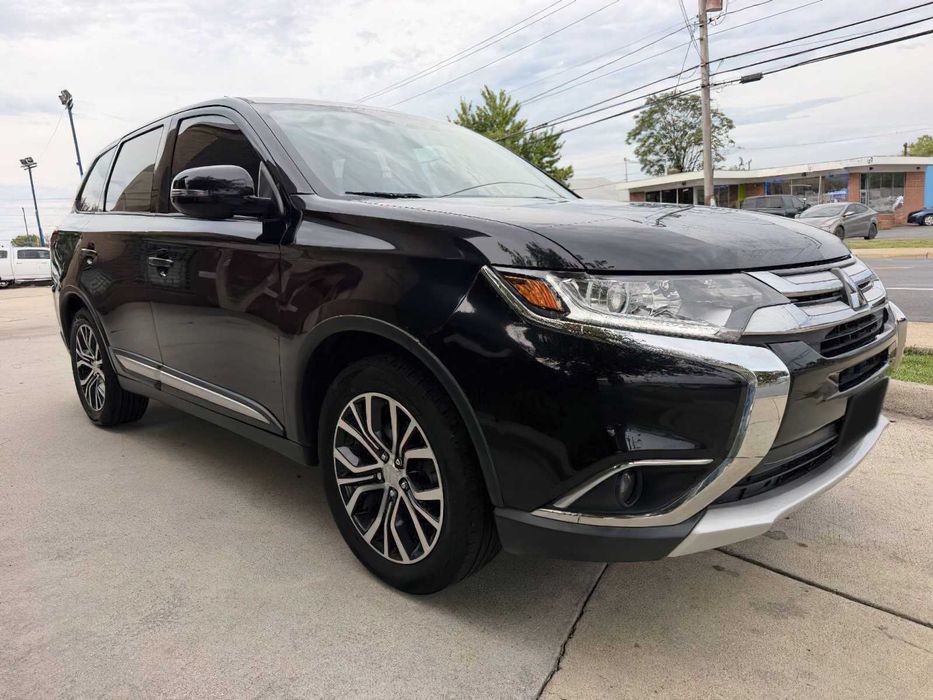 Mitsubishi Outlander      2018