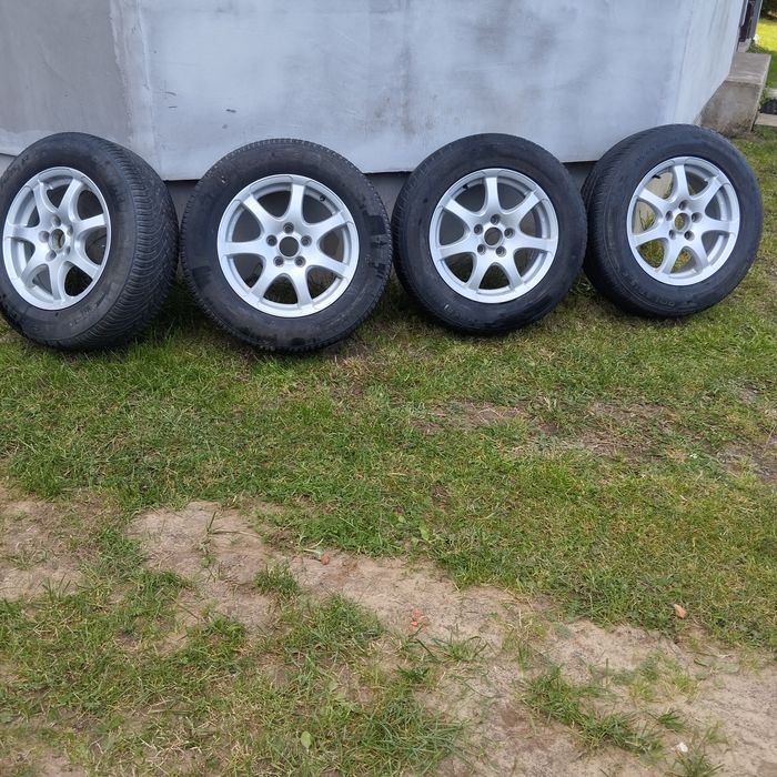 Шини зимові з дисками