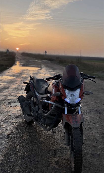 Розбираю мотоцикл ліфан кп200