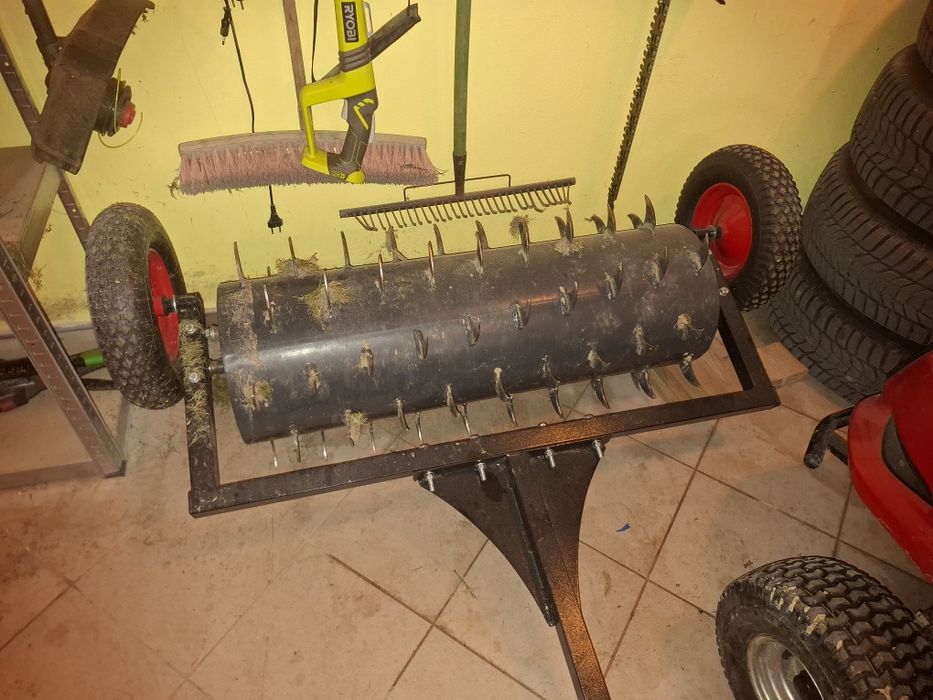 Aerator - Walec z Kolcami do traktorka 100 cm szerokości- napelniany woda