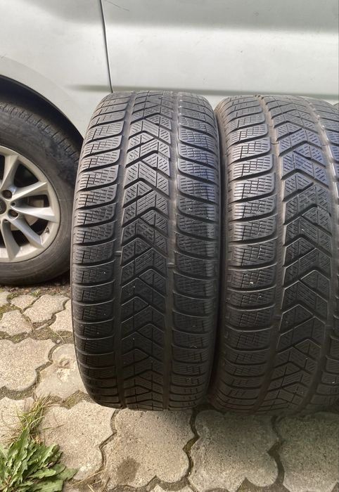 Шини зимові  2-4шт R18 Pirelli Scorpion 235/55/18 БЕЗ пошкоджень