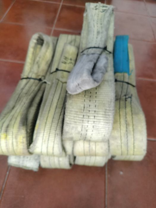 Cintas para cargas suspensas